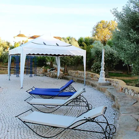 De Charme Capela Artes